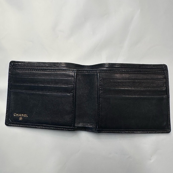 Authentic Chanel Quilted Lambskin CC Logo Wallet - Picture 7 of 15
